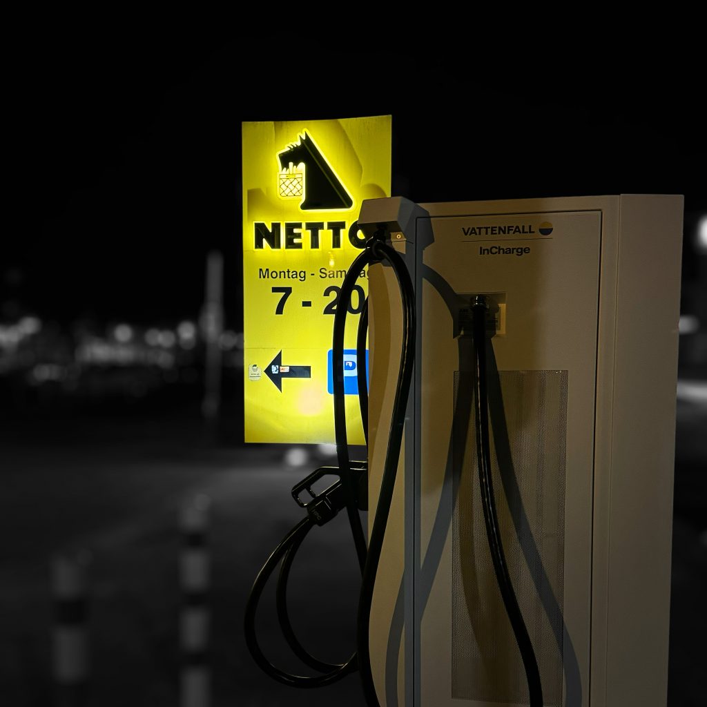 940 Ladepunkte dank Netto und Vattenfall