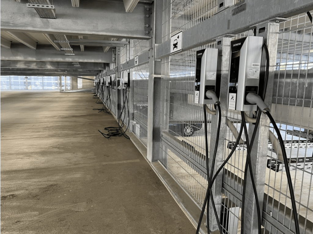 Siemens Campus Erlangen ... Mega Ladeinfrastruktur für Mitarbeiter